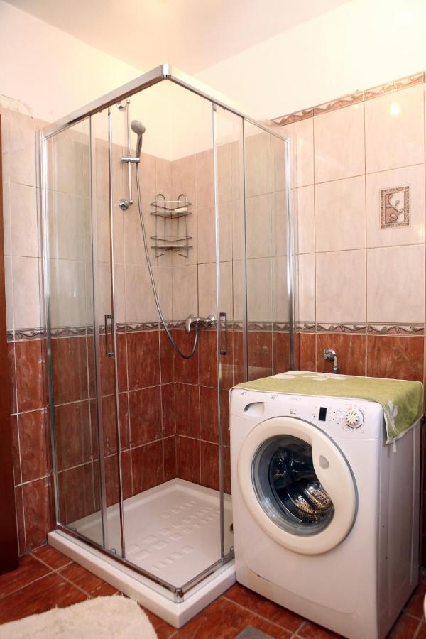 Rooms Torcello - With Shared Bathroom Portorož Eksteriør bilde